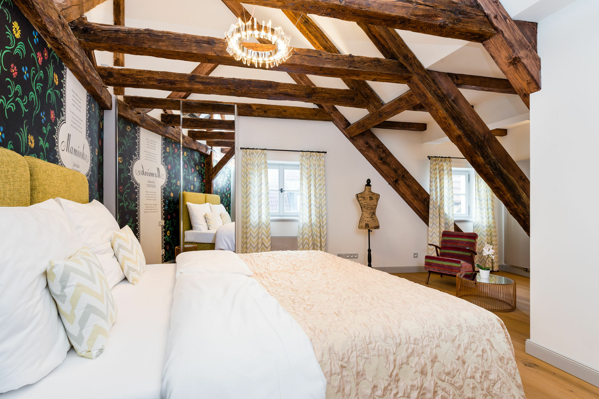 Hotel Old Royal Post Boutique & Premium